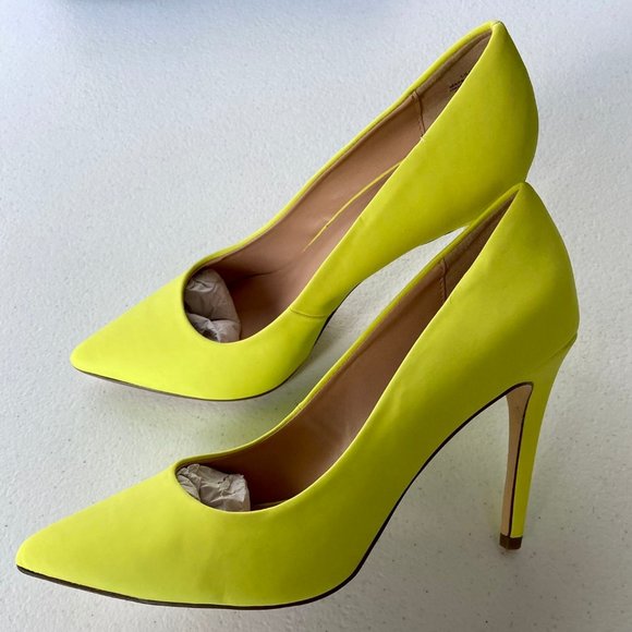 Brand New Bold & Unique Pumps – 4" Heels! - Picture 1 of 3